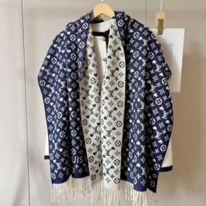 Louis vuitton Winter scarf
NO:WS289 Material: