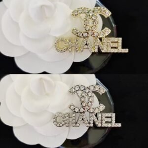 Chanel Brooch NO:YWFKLM-197 Material:Zinc Alloy
