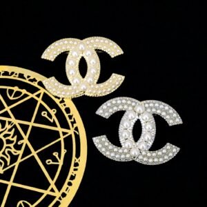 Chanel Brooch NO:YWFKLM-418 Material:Zinc Alloy