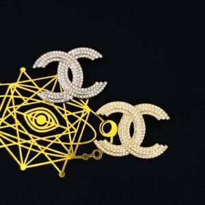 Chanel Brooch NO:YWFKLM-419 Material:Zinc Alloy