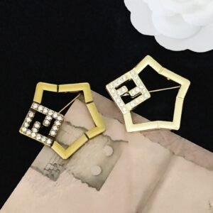 Fendi Brooch NO:YWFKLM-404 Material:Zinc Alloy