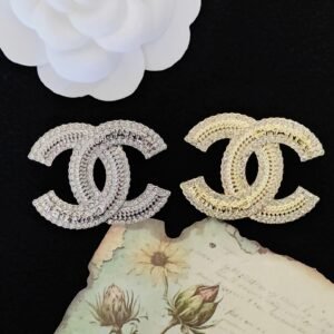 Chanel Brooch NO:YWFKLM-369 Material:Zinc Alloy