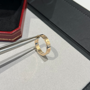 Cartier Ring NO:KN123089-1 Material:v gold