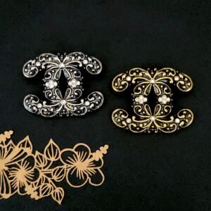 Chanel Brooch NO:YWFKLM-237 Material:Zinc Alloy