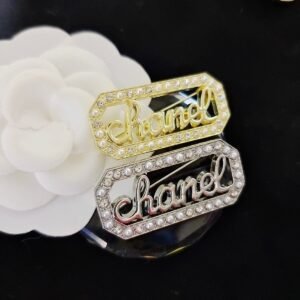Chanel Brooch NO:YWFKLM-196 Material:Zinc Alloy