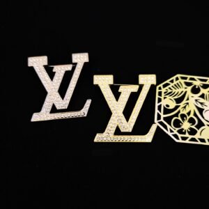 Louis vuitton Brooch NO:YWFKLM-179 Material:Zinc Alloy