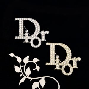 Dior Brooch NO:YWFKLM-410 Material:Zinc Alloy