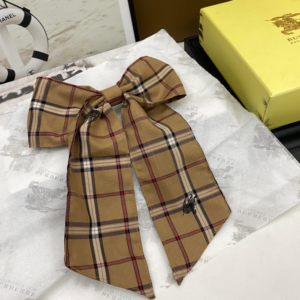 Burberry Hair pin
NO:FG0295 Material:Poly