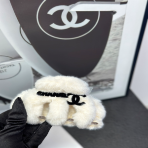 Chanel Hair pin NO:FG431-1 Material:Poly