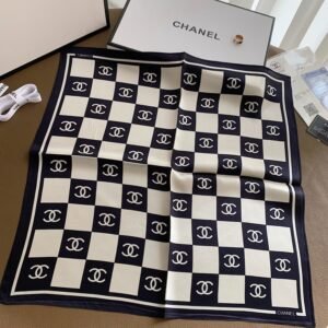 Chanel Square scarf NO:SF039 Material:Satin