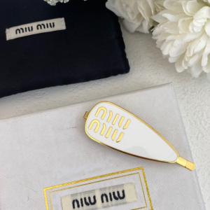 Miu miu Hair pin NO:FG0235-1 Material:Poly