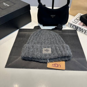 Ugg Winter hats NO:WS314 Material: