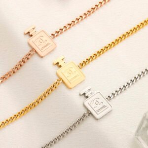 Chanel Bracelet NO:H2303 Material:stainless