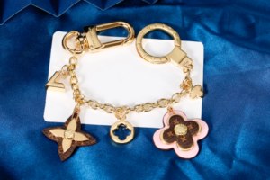 Louis vuitton Key chain M157