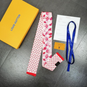 Louis vuitton Ribbon scarf NO:SS104 Material:Satin