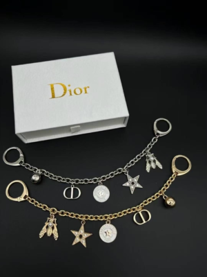 Dior Key chain NO:KYC-457 Material:alloy