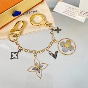 Louis vuitton Louis vuitton Key Chain - V24