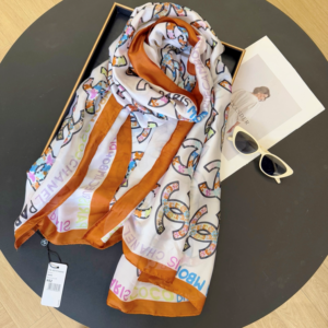 Chanel Square scarf NO:SF2016 Material:Satin