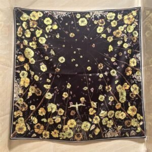 Dior Square scarf NO:SF1021 Material:real silk
