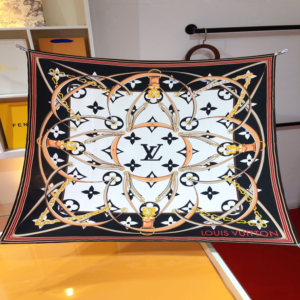 Louis vuitton Square scarf NO:SF1054 Material:real silk