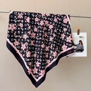 Louis vuitton Square scarf NO:SF1071 Material:real silk