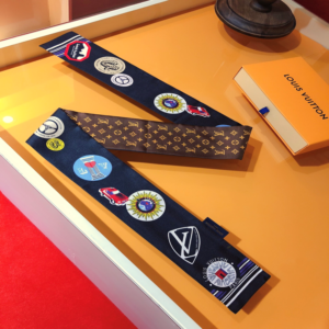 Louis vuitton Ribbon scarf NO:SS29 Material:Satin