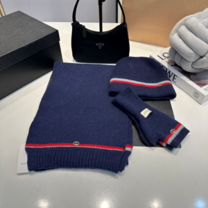 Gucci Winter scarf NO:WS340 Material:
