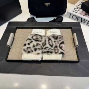Miu miu Gloves NO:WS333 Material: