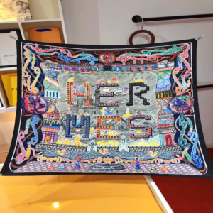 Hermes Square scarf NO:SF1024-2 Material:real silk