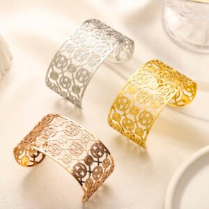 Chanel Bangle NO:F1709 Material:stainless