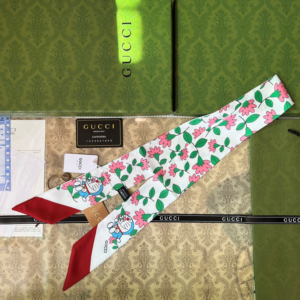 Gucci Ribbon scarf NO:SS353 Material:Satin