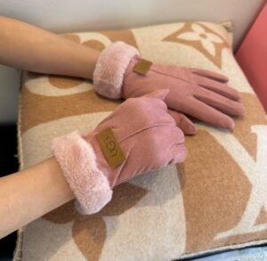 Ugg Gloves NO:SPH008 Material:cotton