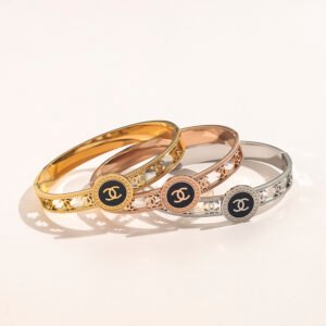 Chanel Bangle NO:B1208 Material:stainless