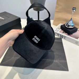 Miu miu Winter hats NO:WS306 Material:
