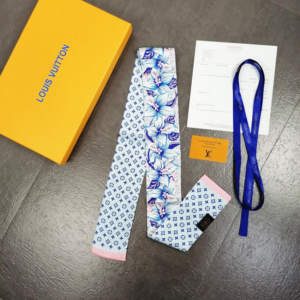 Louis vuitton Ribbon scarf NO:SS105 Material:Satin