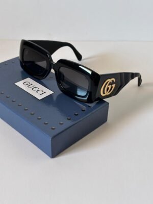 Sunglass