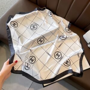 Chanel Square scarf NO:SF031 Material:Satin