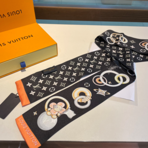 Louis vuitton Ribbon scarf NO:SS244 Material:Satin