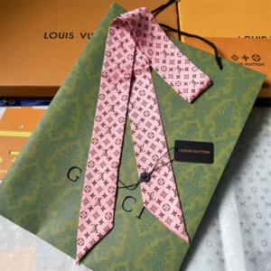 Louis vuitton Ribbon scarf NO:SS364 Material:Satin