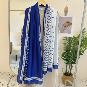 Chanel Square scarf NO:SF2028 Material:Satin