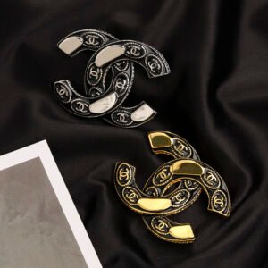 Chanel Brooch NO:B2105 Material:copper