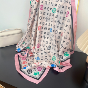 Louis vuitton Square scarf NO:SF063-1 Material:Satin