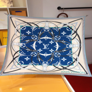Louis vuitton Square scarf NO:SF1032 Material:real silk
