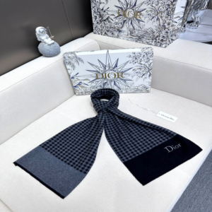 Dior Winter scarf NO:WS336 Material: