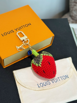 Louis vuitton Key chain NO:KYC-458 Material:stainless