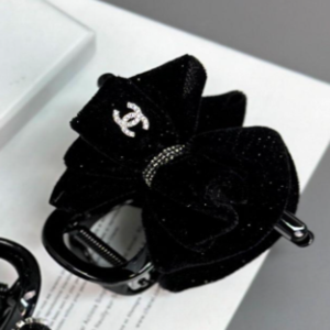 Chanel Hair pin NO:FG0275 Material:Poly