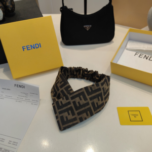 Fendi Hair tie NO:FG0141-5 Material:Poly