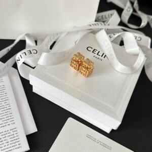 Celine Earring NO:JYA1610 Material:copper