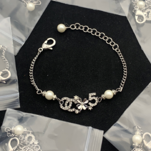 Chanel Bracelet NO:Y199098 Material:copper+18k gold