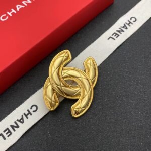 Chanel Brooch NO:C124-XZ Material:copper